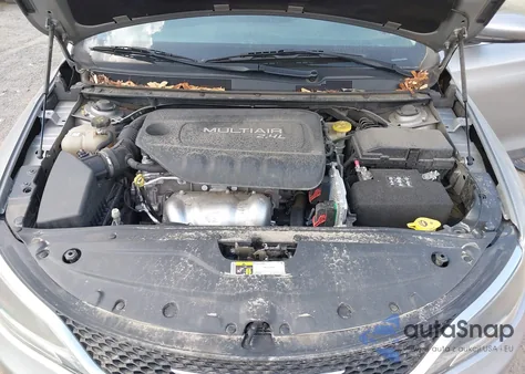 2015 Chrysler 200 Limited из США, поврежденный, VIN 1C3CCCAB7FN559602